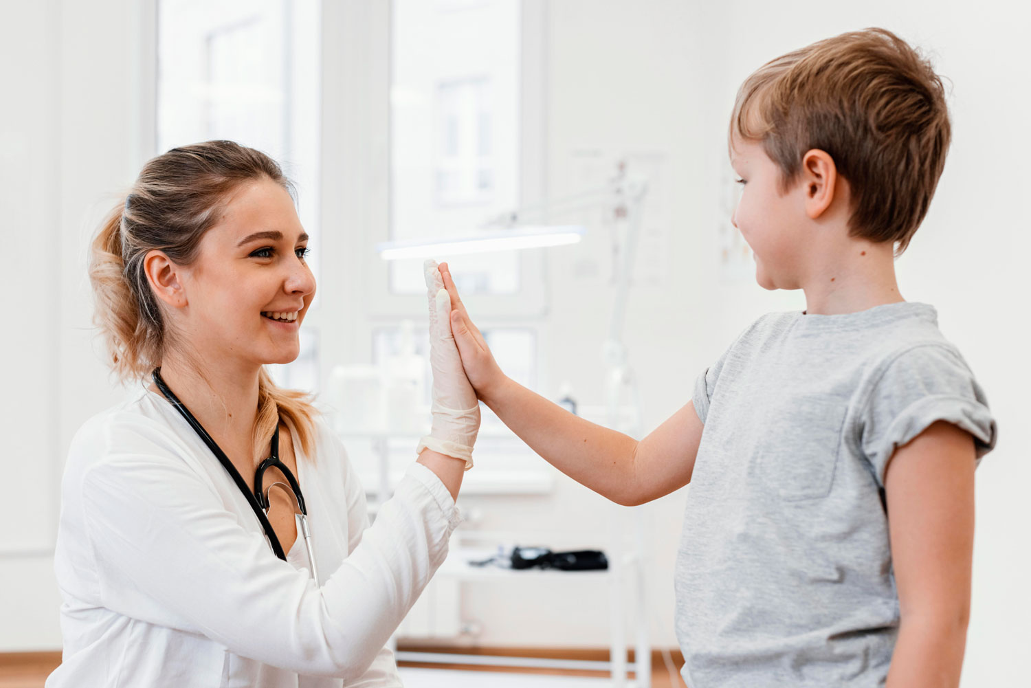 Dermatologia pediatrică  –  tendințe actuale și soluții sigure pentru copii și adolescenți