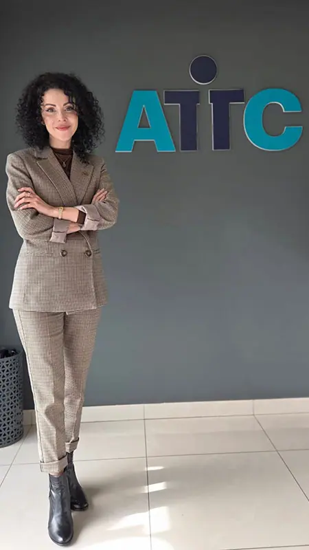 Dr. Alexandra Enache (Chivu) - Doctor SKiN