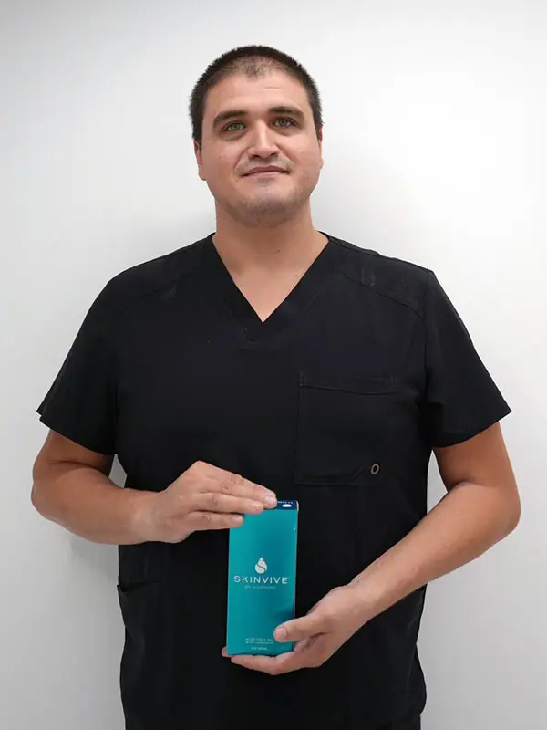 Acid hialuronic SKINVIVE™ by JUVÉDERM®, Skin Booster pentru calitatea pielii (ten hidratat, luminos) - Doctor SKiN