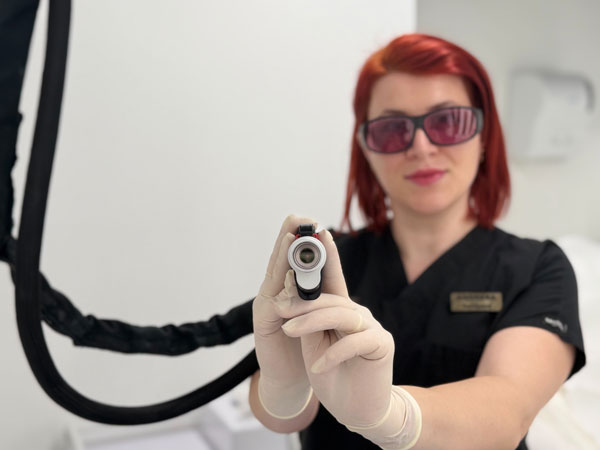 Deka Motus AX – Laser Alexandrite 6000W. Standardul de Aur pentru fire fine și păr rezidual - Doctor SKiN fara asteptare, dubla infrastructura doctor skin